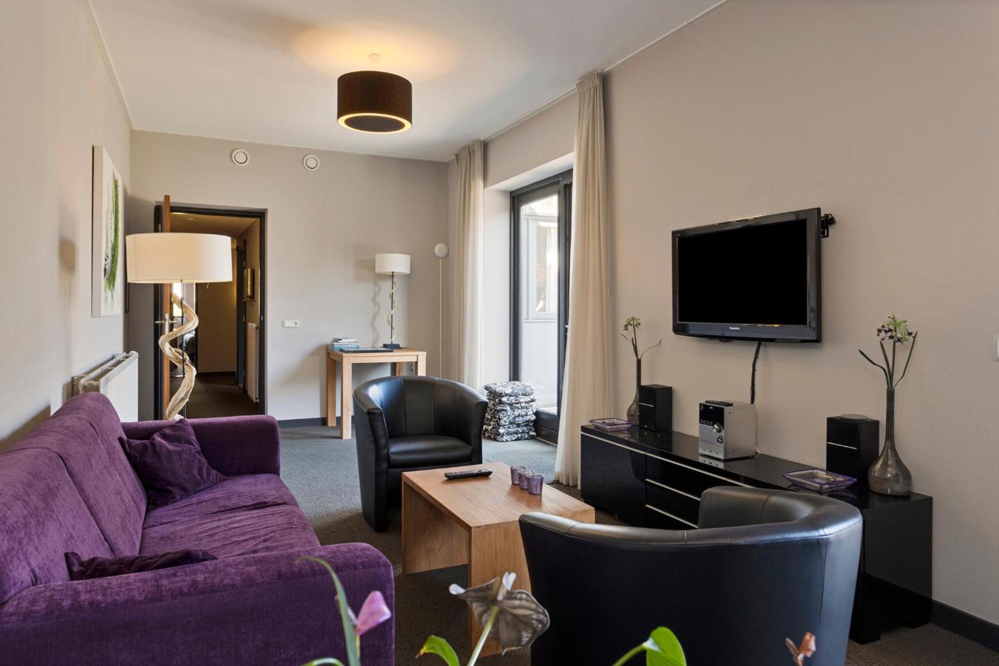Hunzego Hotel Uithuizermeeden Экстерьер фото